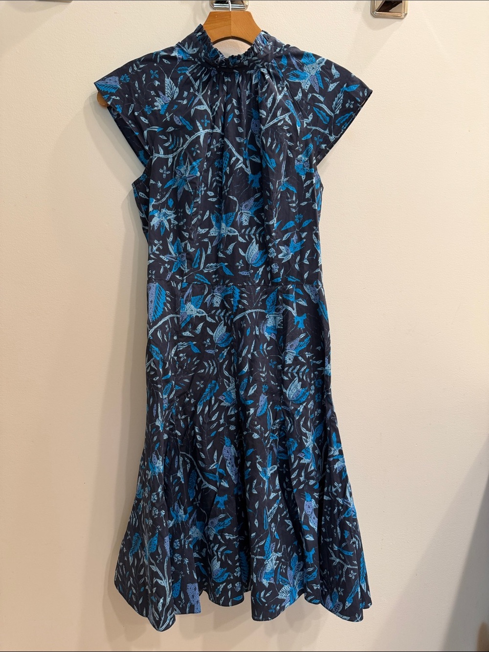 Charlotte Brody Cannes Navy and Blue Floral Dress small